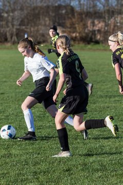 Bild 383 - B-Juniorinnen MSG Steinhorst Krummesse - SV Frisia 03 Risum Lindholm : Ergebnis: 0:5